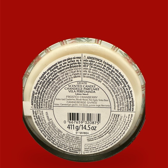 NWT Bath & Body Works Frosted Cranberry Soy Candle - Red and White - Picture 2 of 3